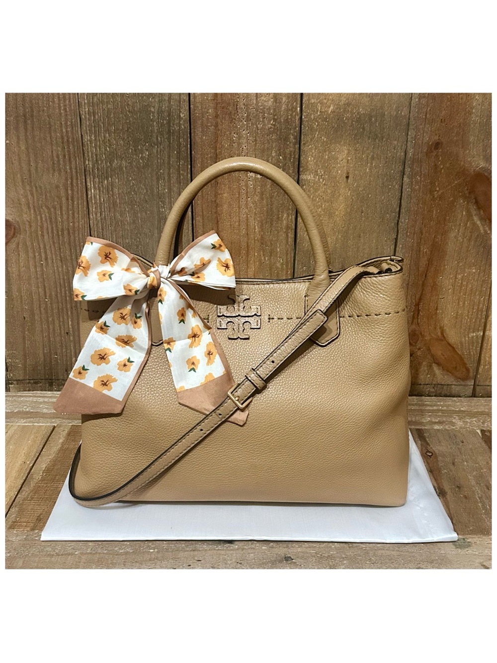 Tory Burch. McGraw Triple-Compartment Satchel with Free Scarf and Dust Bag. - Picture 8 of 16